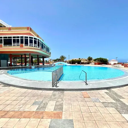 Apartman One Bedroom, Beach, Shared Pool In Tenerife South