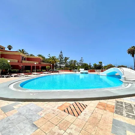 One Bedroom, Beach, Shared Pool In Tenerife South Lägenhet *